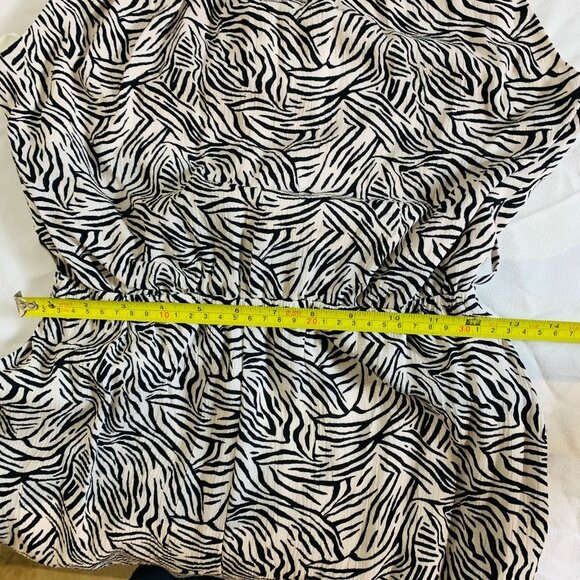 19 COOPER Zebra Print Halter Romper S - Picture 8 of 11
